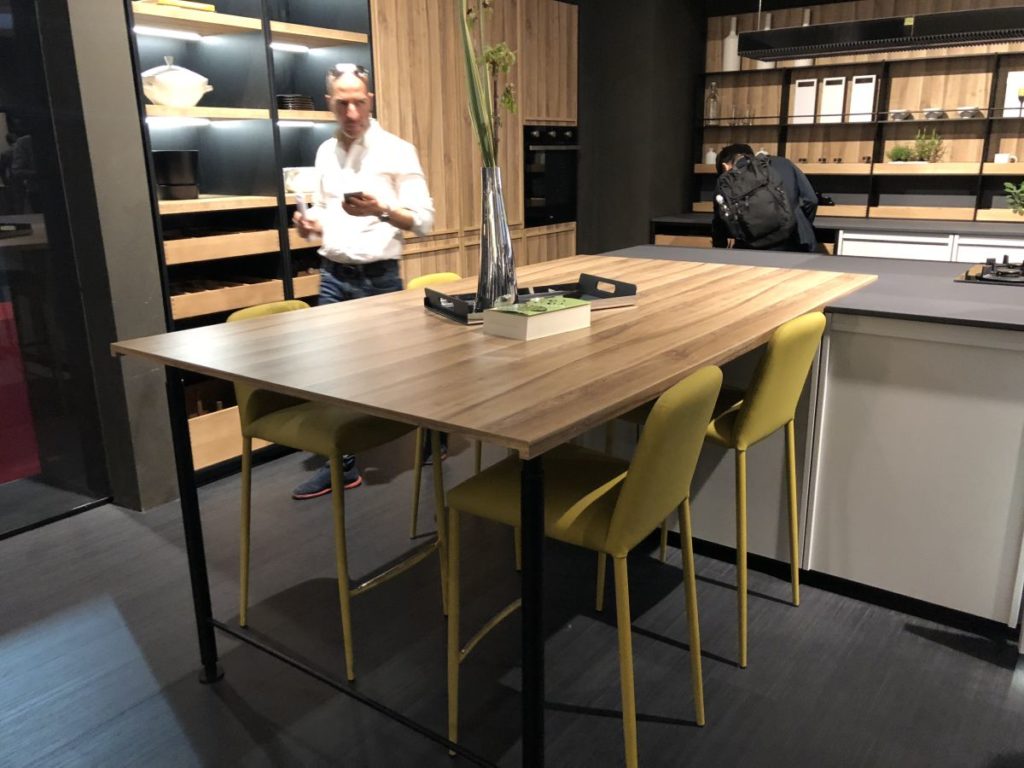 15 Breakfast Nook Ideas That Revolve Around The Kitchen Island