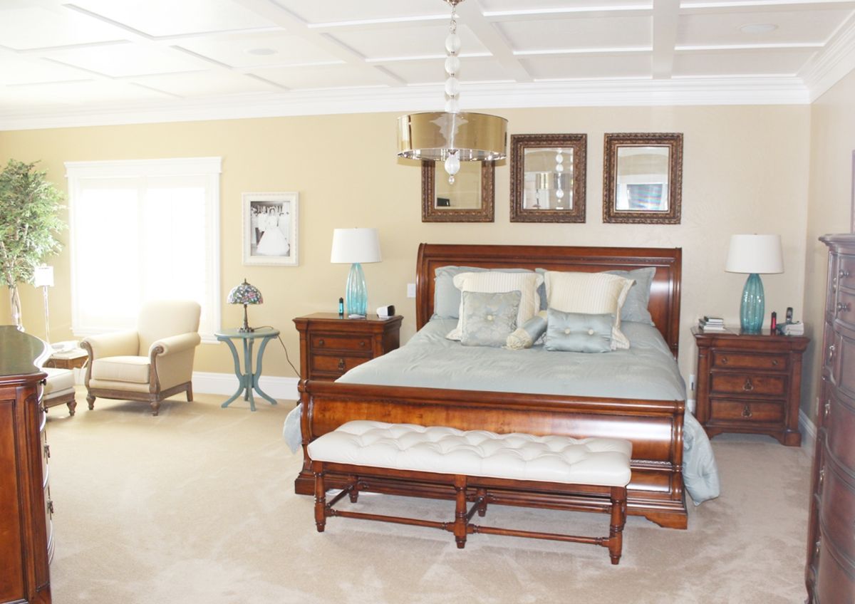 How to decorate a master bedroom sleigh bed