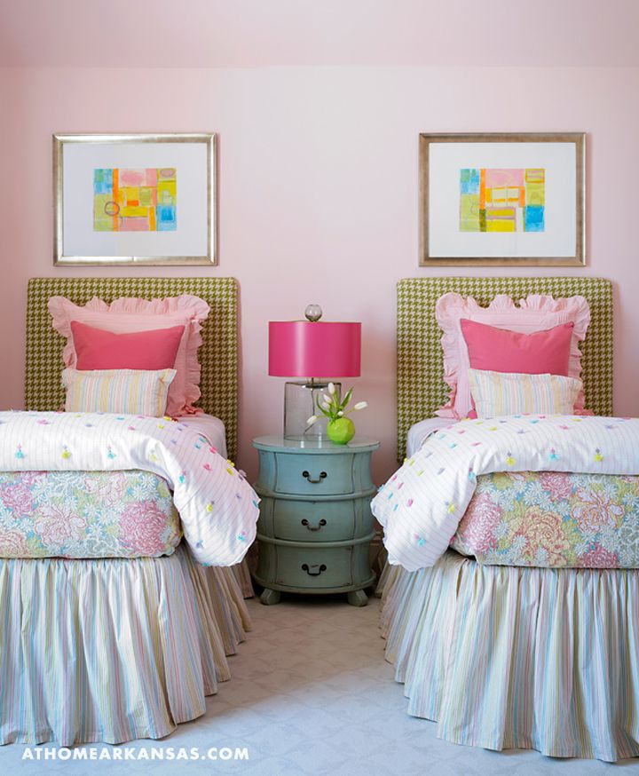 Teenage girl Brooklyn’s bedroom with pops of color