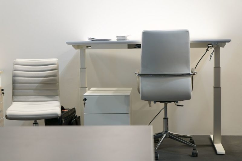 Make Your Workplace More Appealing with These Office Furniture Ideas