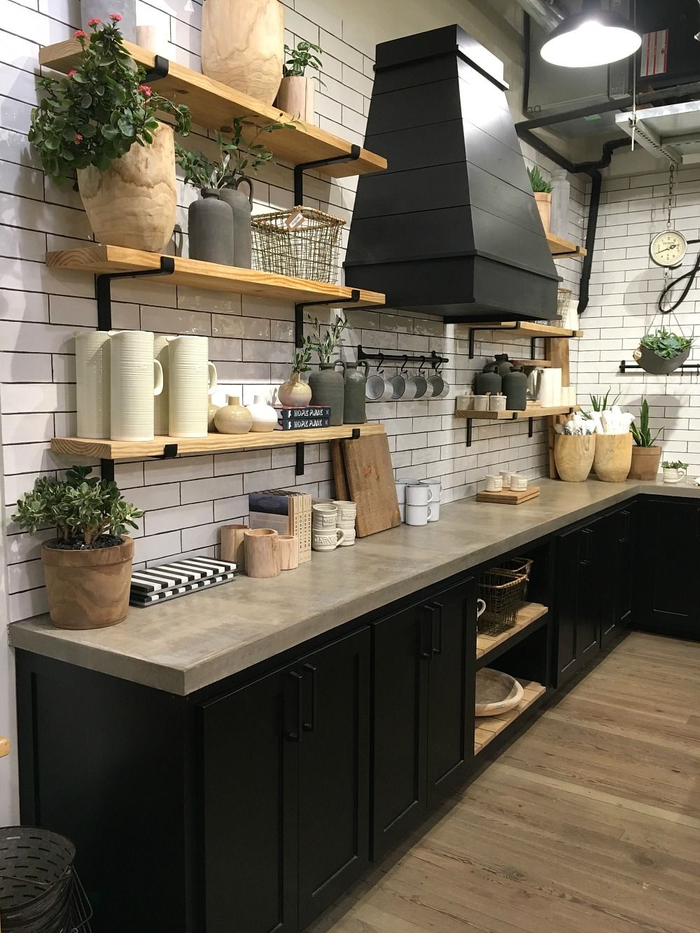 How Black Kitchen Cabinets Can Change A Space For The Better