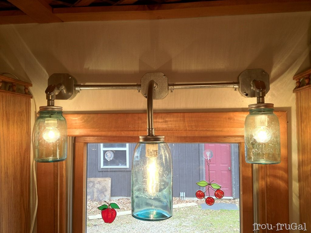 Mason jars solar lighting DIY