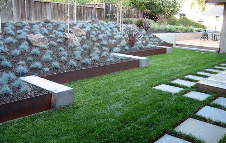 Weathered Steel Lawn Edging