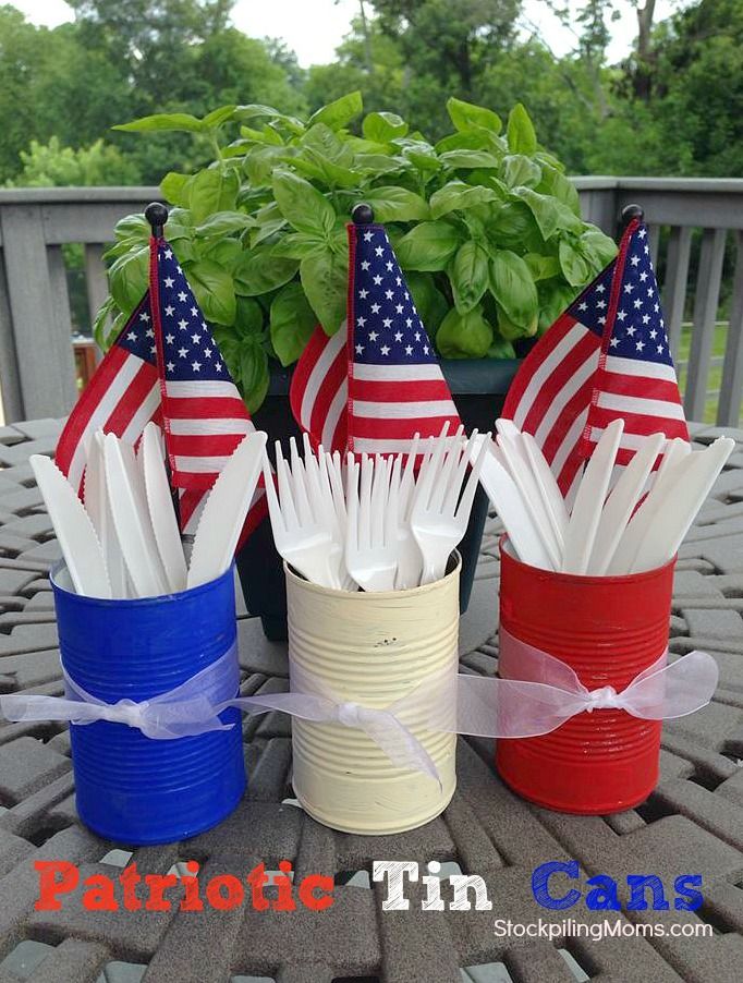 COvered porch decorated for 4th of July