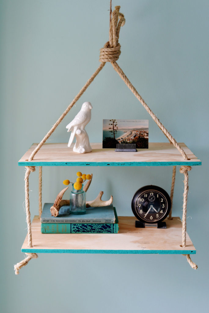 23 DIY Shelves Perfect For Beginner Craftspeople