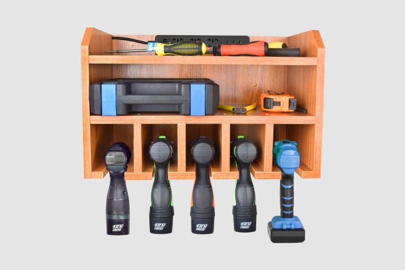 Aménagement de garage : 15 solutions pour tout bien ranger  Garage tools,  Garage storage cabinets, Garage tool storage