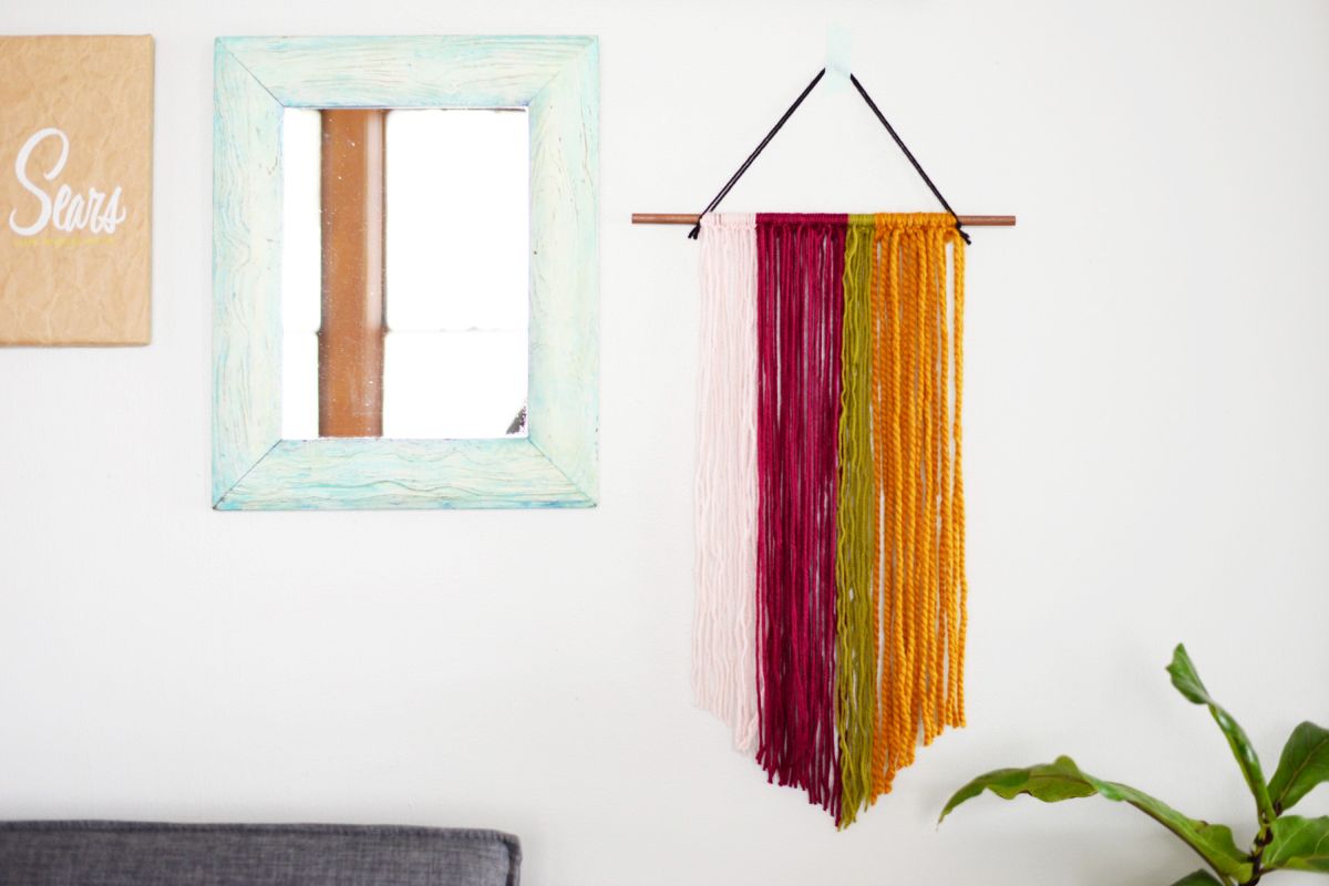 colorful string DIY Wall Décor