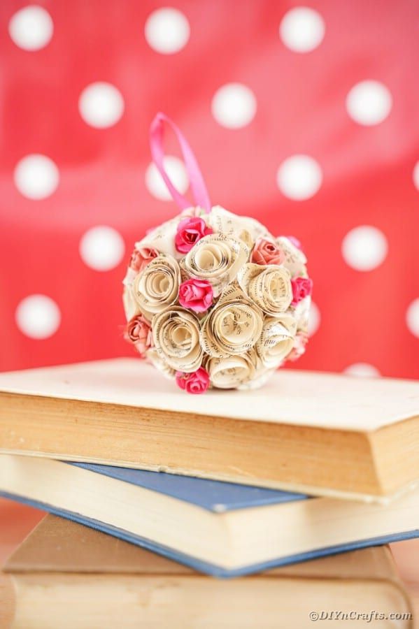 DIY Paper Rose Ball Made from Old Book Pages