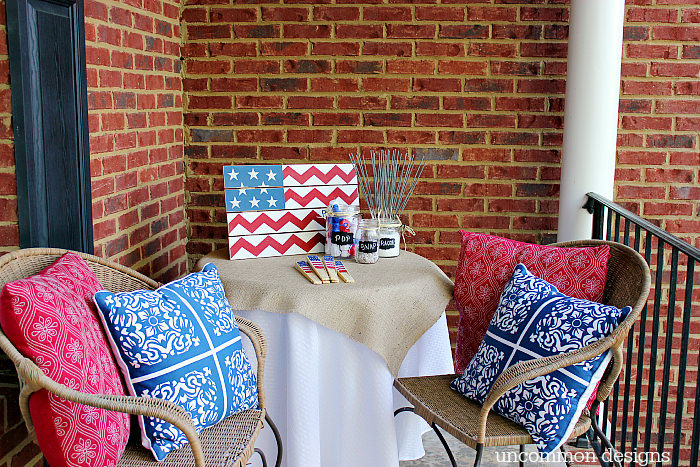 Porch 4th of july decor