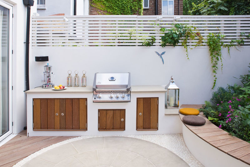 Beautiful Ways To Customize And Design An Outdoor BBQ or Grill Setup