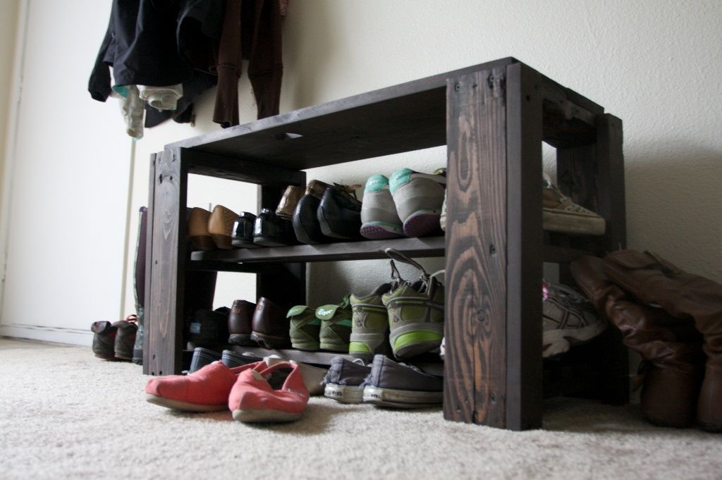 Simple DIY Pallet Shoe Rack - Natural Living Homestead