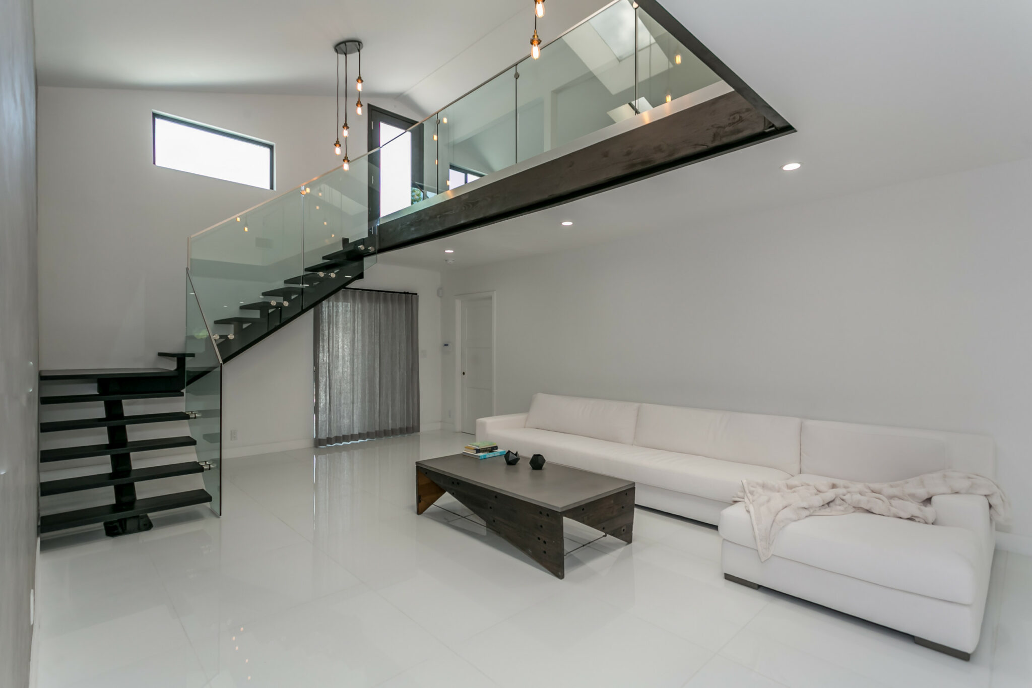 Modern Glass Staircase