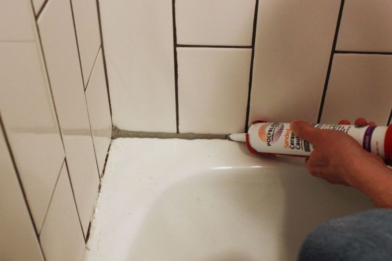 bathroom caulk