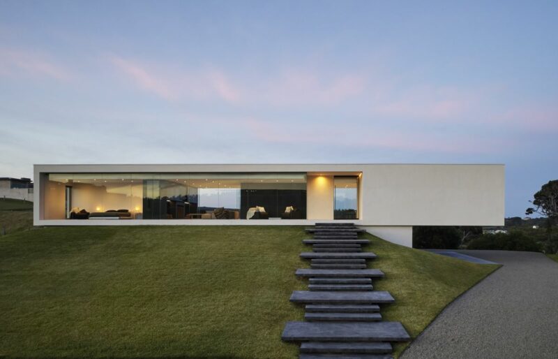 What Is A Flat Roof And What Is It Made Of?