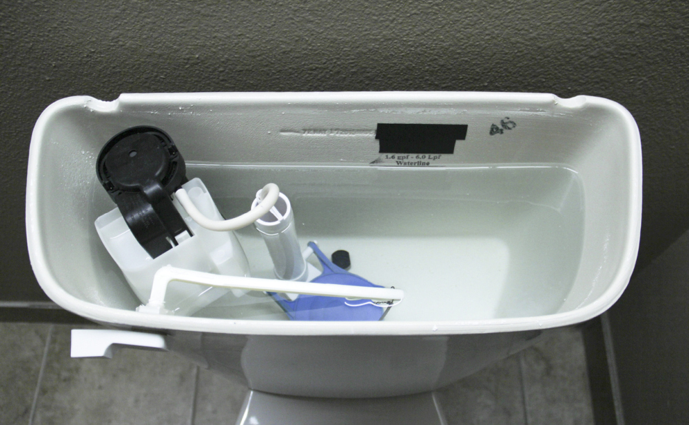 How To Fix A Toilet That Won't Unclog