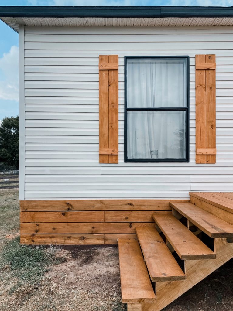 Mobile home wood skirting and shutters 767x1024