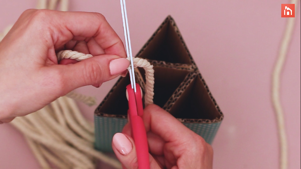 DIY cardboard pencil organizer 39