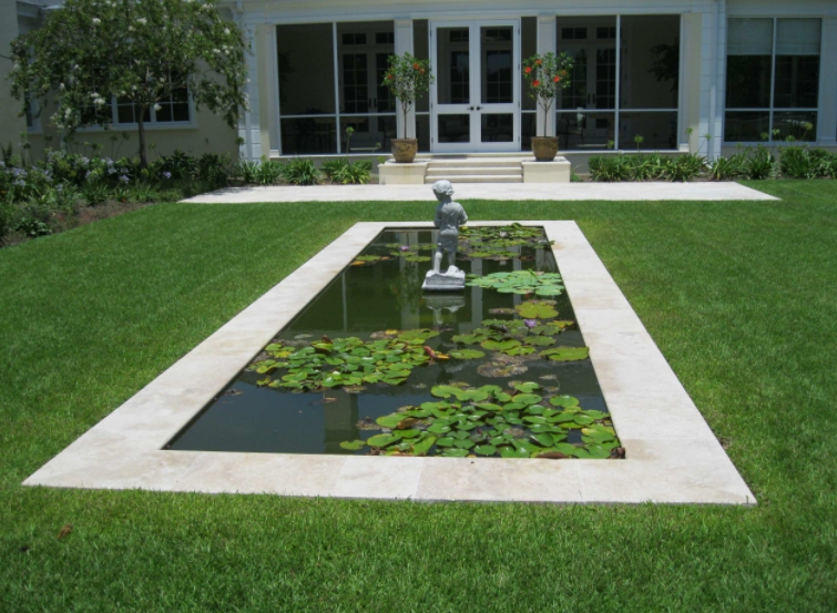 Water feature backyard decor