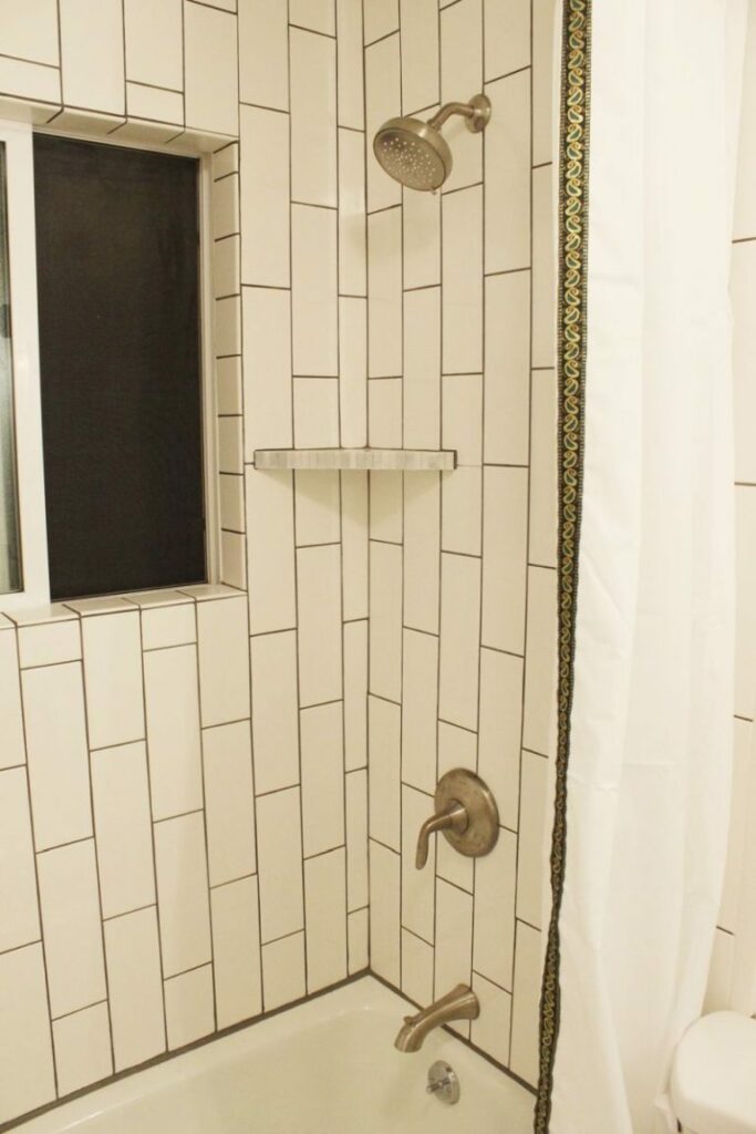 Bathroom Wall Tile Makeover