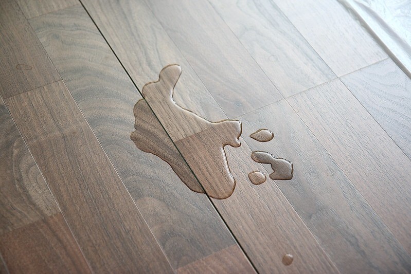 Using Waterproof Laminate