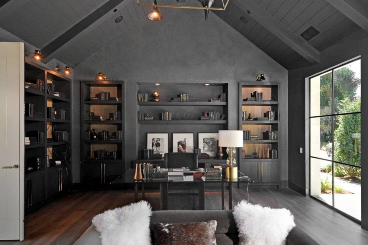 How to Incorporate the Anthracite Color Into Your Home