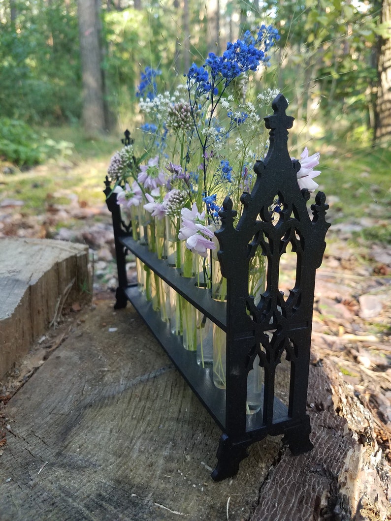 Whimsigothic Flower Stand