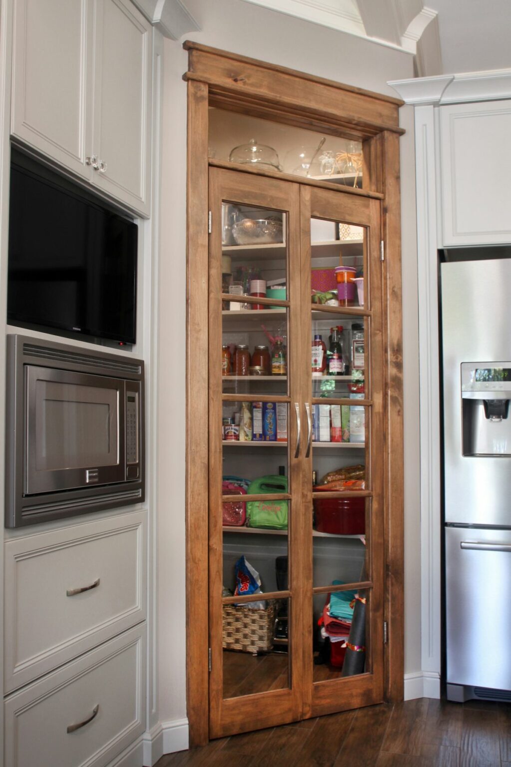 Glass Pantry Door Ideas Upgrade Your Kitchen With Different Styles