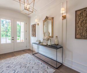 20 Stylish Foyer Decorating Ideas to Make a Great First Impression