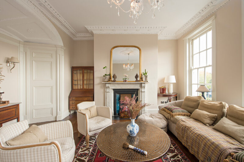 Update Your House Style With Gingham: New Looks With a Timeless Pattern