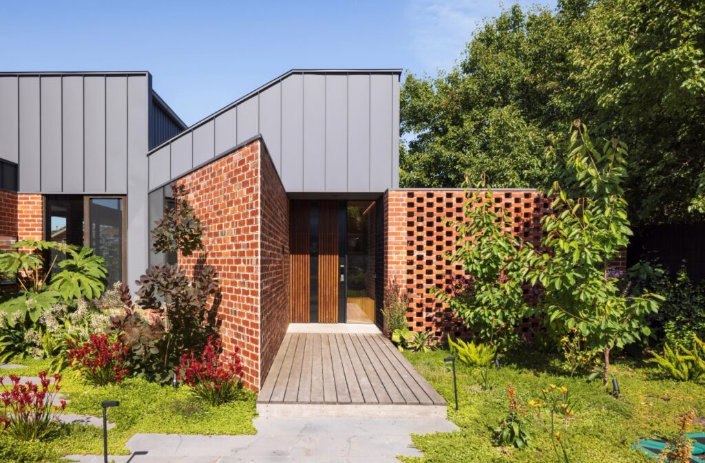 Red Brick Facade Blends Heritage and Modern Design