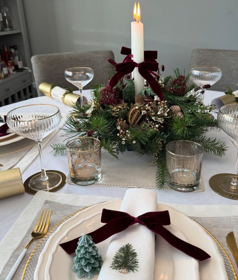 20 Christmas Table Decor Ideas for a Festive Dining Setting