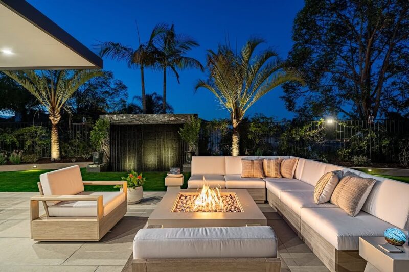 20 Fire Pit Design Ideas for 2026 Smart Homeowners Use to Anchor Their ...