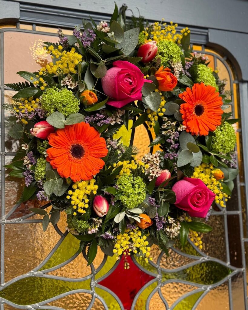 Spring Flower Weath 20 Spring and Easter Front Door Decor Ideas That Make Your Entry Feel ...