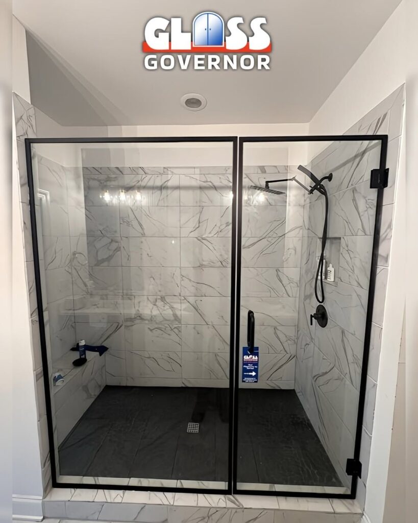 25 Black Frame Shower Ideas to Add Architectural Edge to Your Bathroom ...