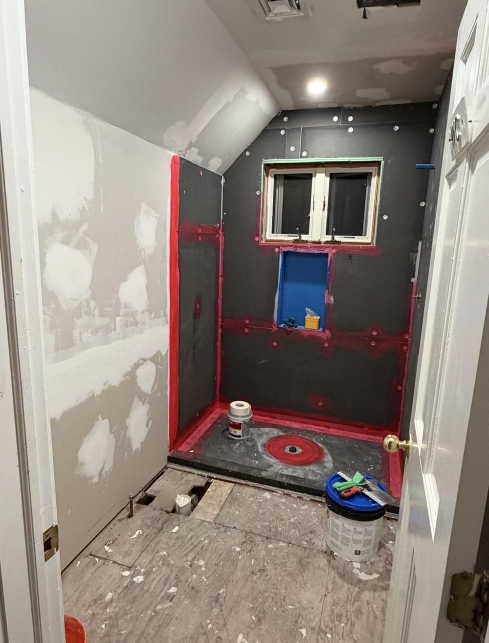 A Walk-In Shower Took the Bathtub's Place
