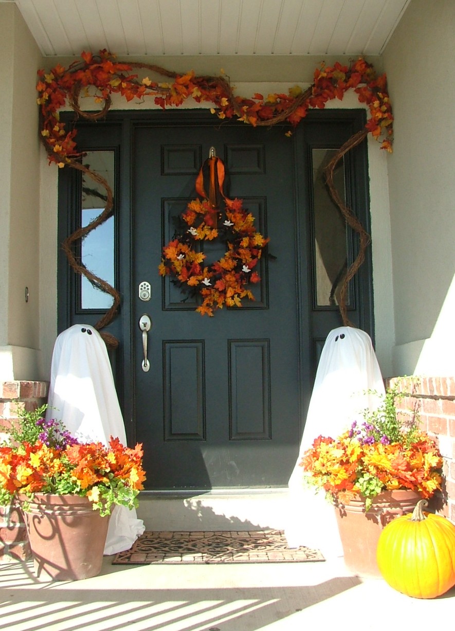 Daylight Leaves the Ghosts Among the Fall Decorations