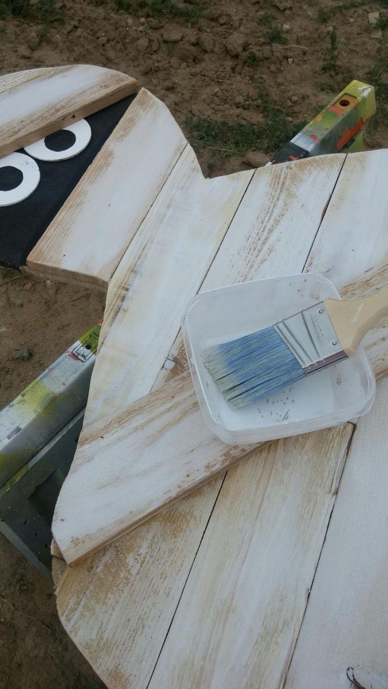 Diluted White Paint Created the Wrapped Appearance