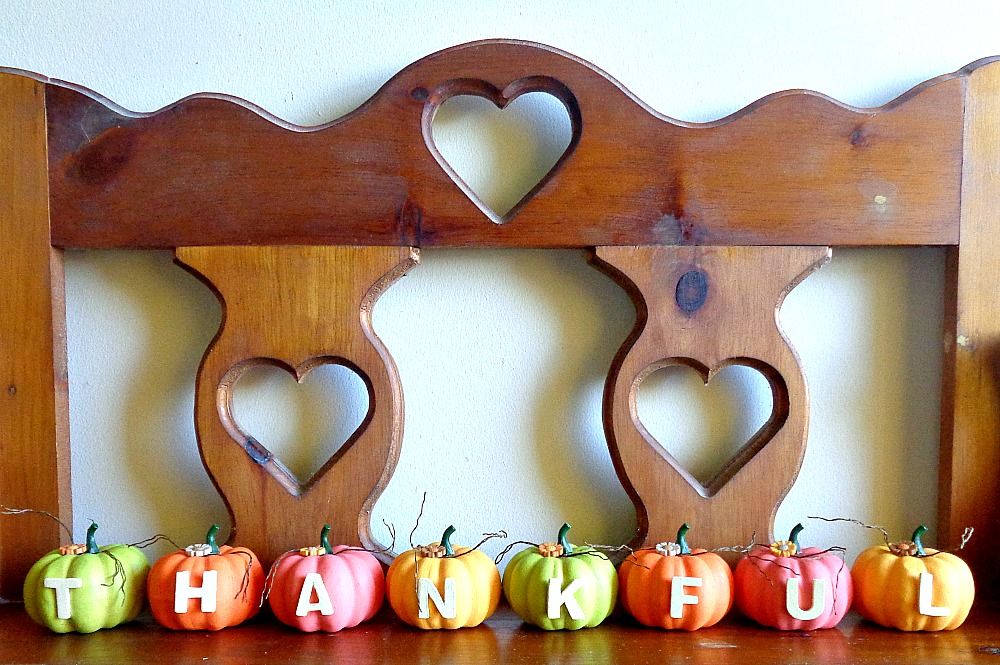 Eight Pumpkins Created a Thanksgiving Display