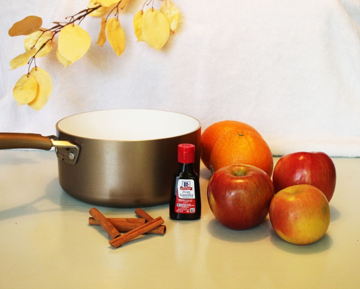 Familiar Ingredients Replace the Fragrance on a Candle Label
