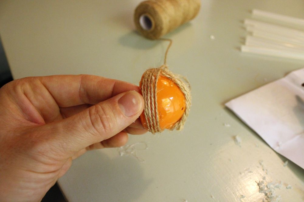 Make the Acorn Caps With Jute Twine