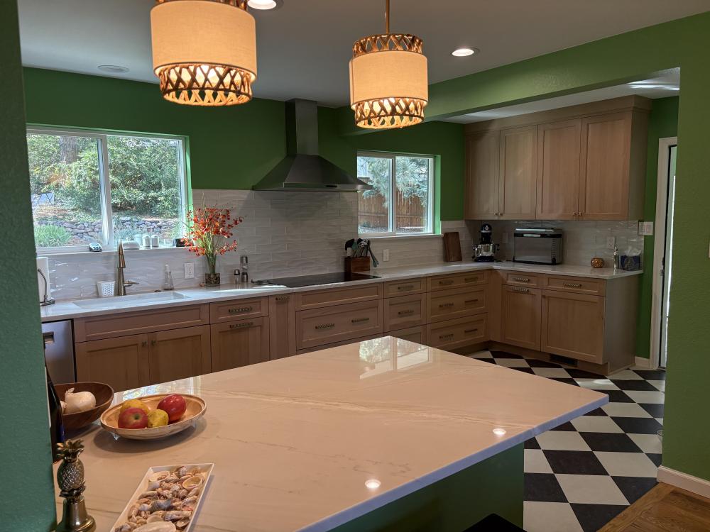 One level countertop replaces the split-height bar
