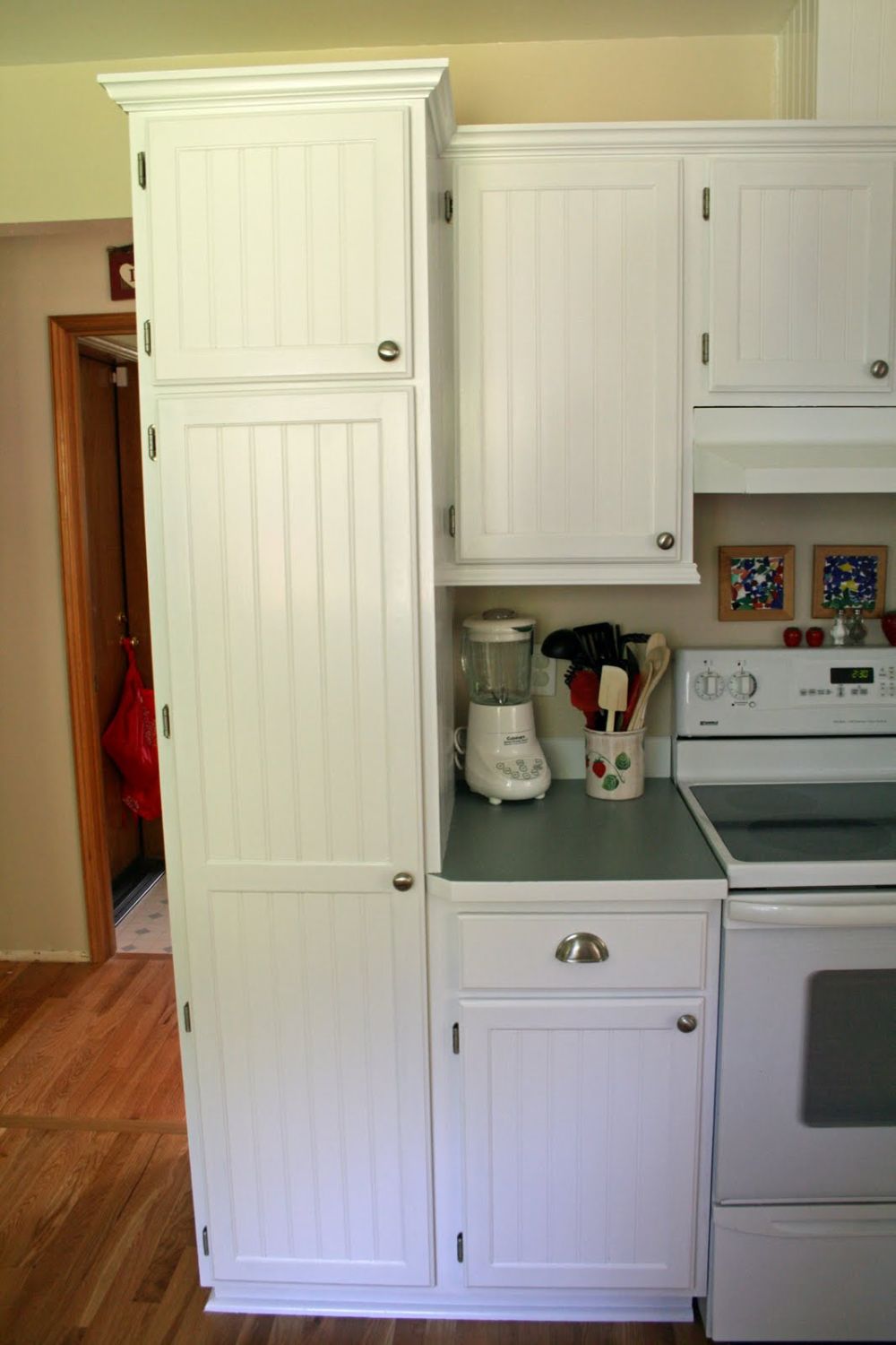 Pantry Details Show Where the New Look Came From