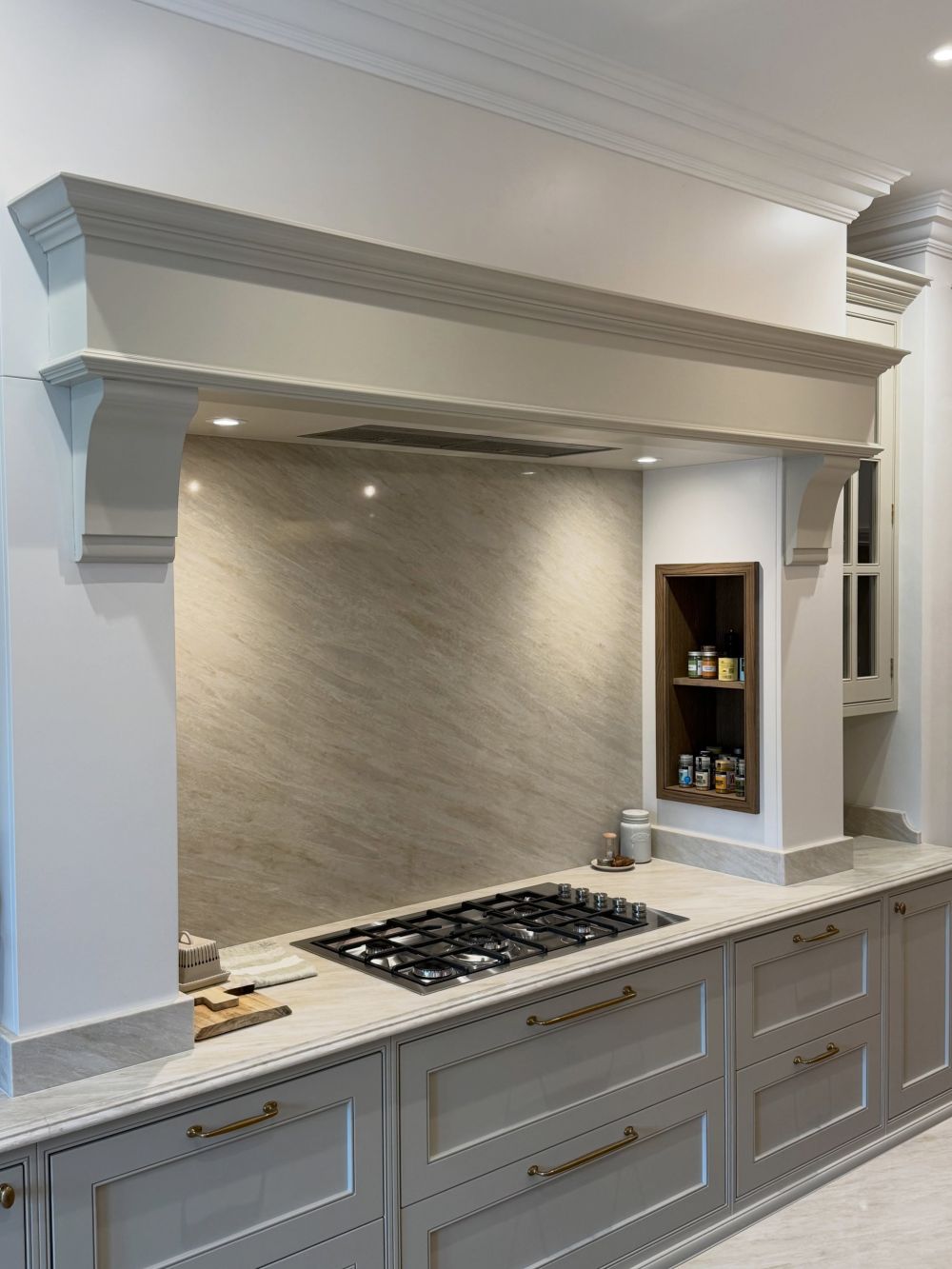 The Cooking Surround Holds a Small Oak Recess
