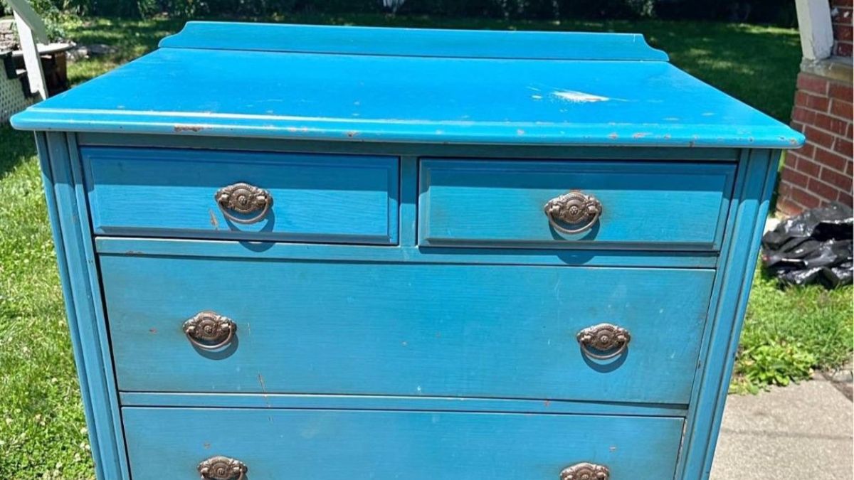 They Bought a Blue-Painted 1930s Dresser and Stripped Off the Paint The Wood Beneath Was Worth Saving