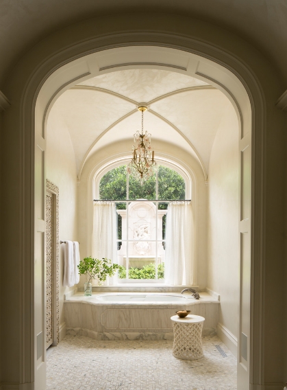 10 Arched Window Curtain Ideas For Every Style Homedit